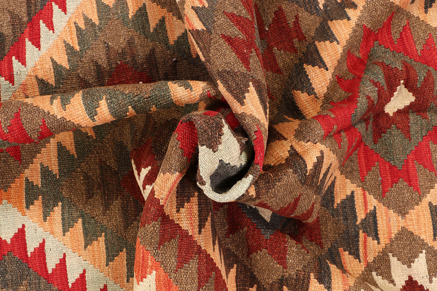 VEGGIE DYE KILIMS