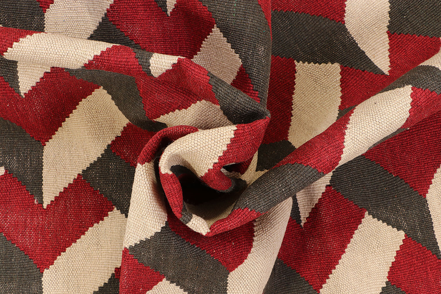 VEGGIE DYE KILIMS