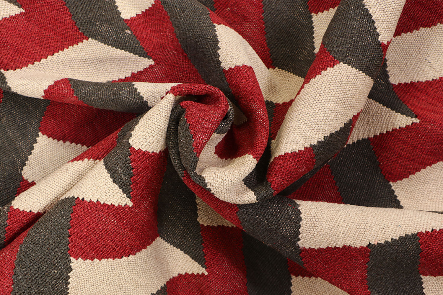 VEGGIE DYE KILIMS