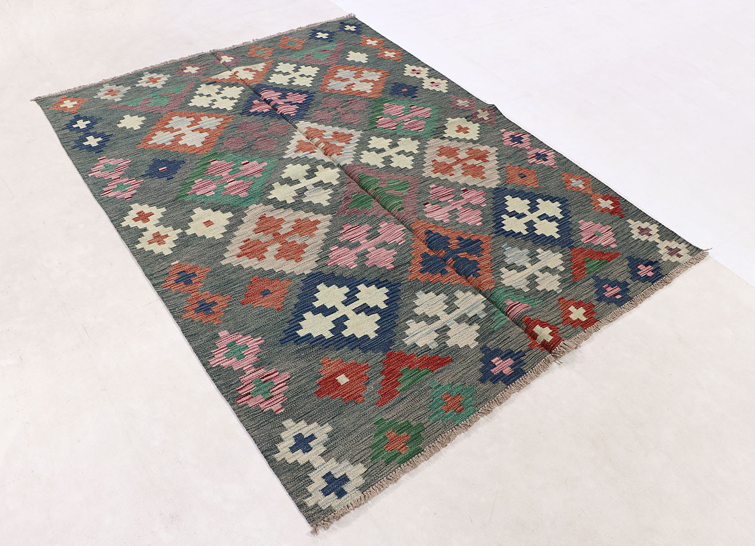 4' 6" x 6' 6 Multy Handmade Veggie Dye Kilim Rug Rectangular