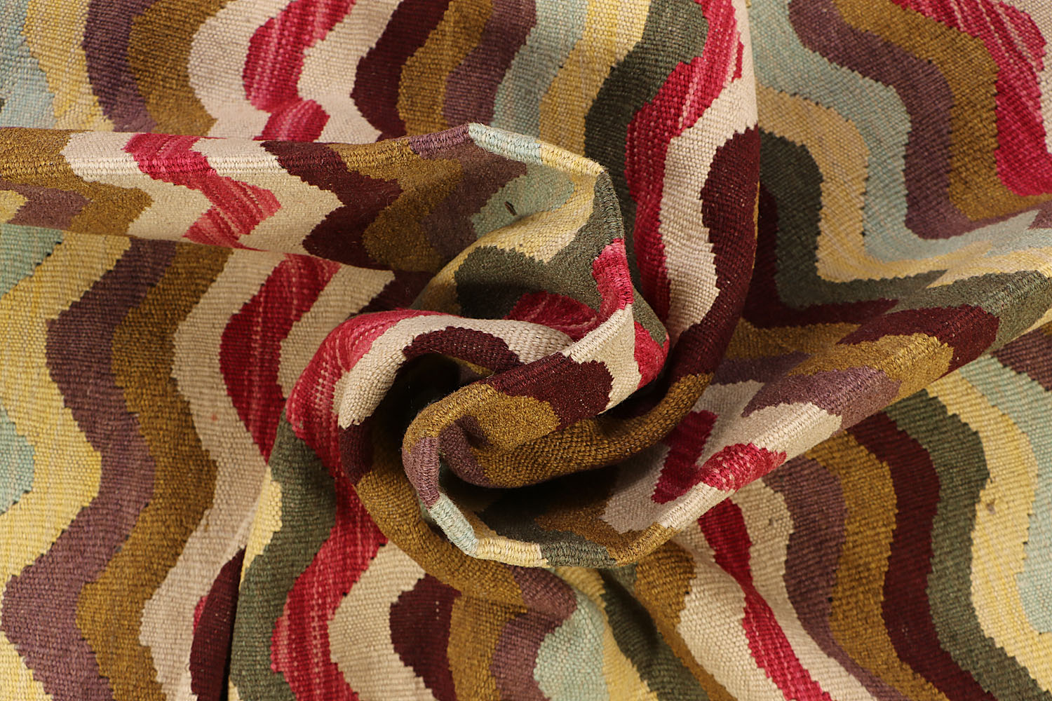 VEGGIE DYE KILIMS