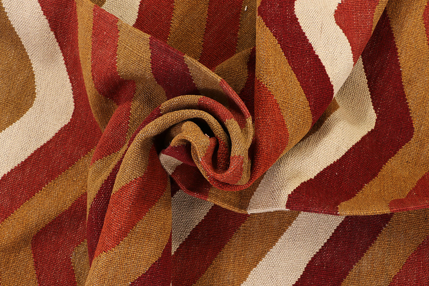 VEGGIE DYE KILIMS