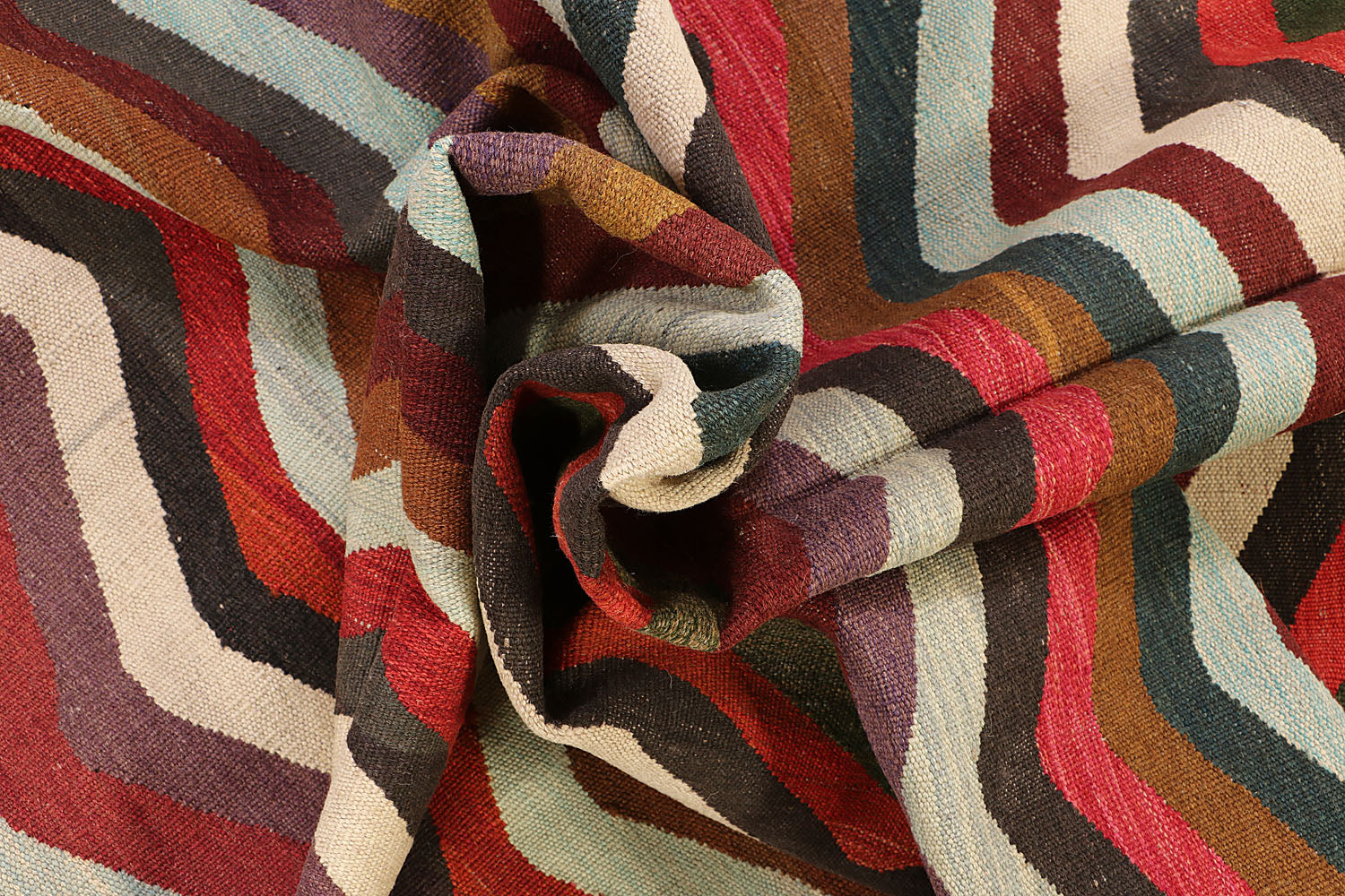 VEGGIE DYE KILIMS