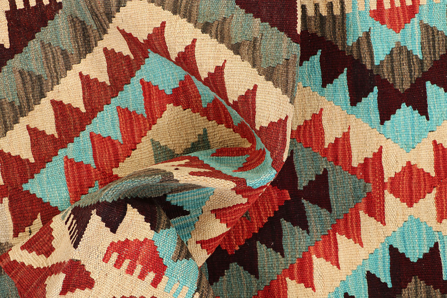 VEGGIE DYE KILIMS