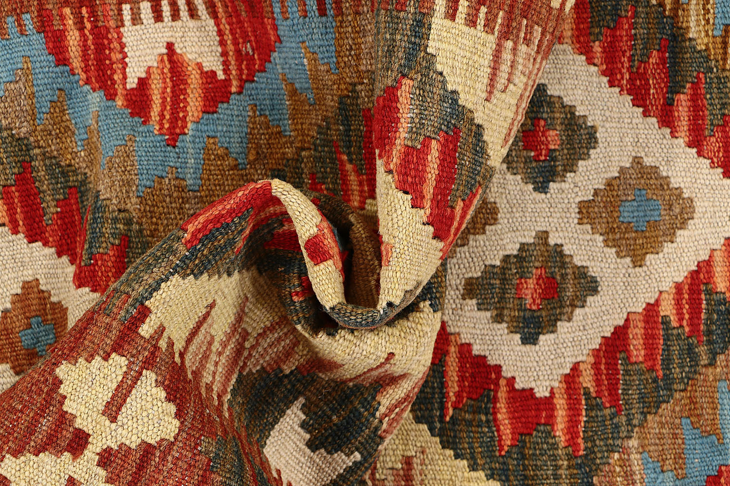 VEGGIE DYE KILIMS