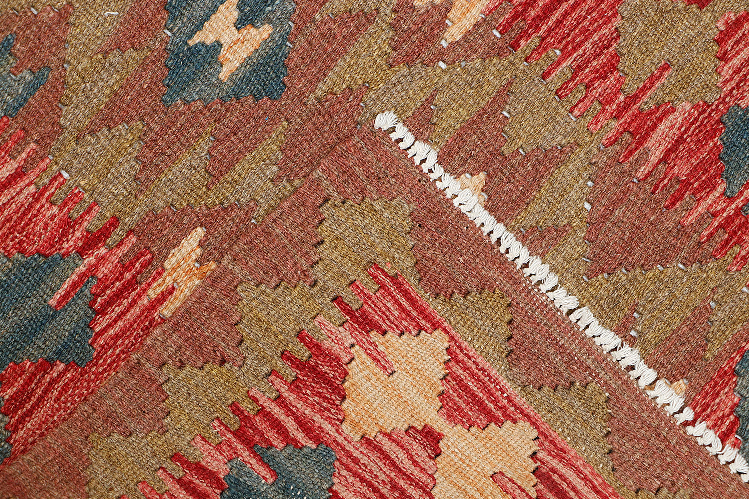 2' 6" x 4' Multy Handmade Veggie Dye Kilim Rug Rectangular