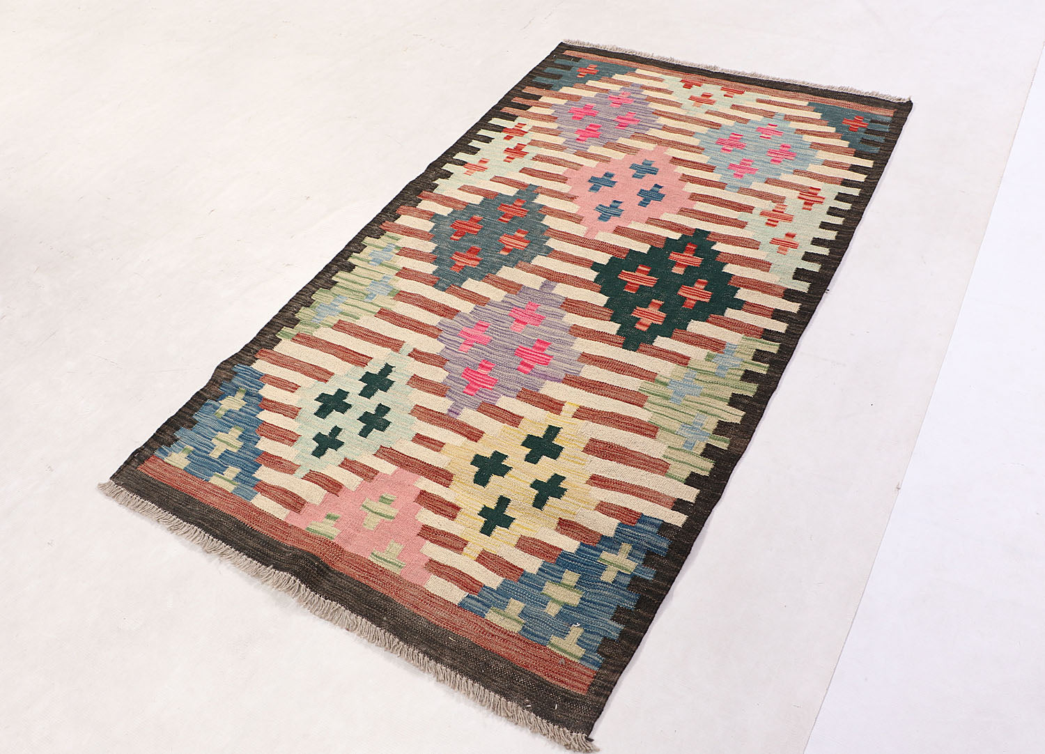 Handmade Veggie Dye Kilim Rug