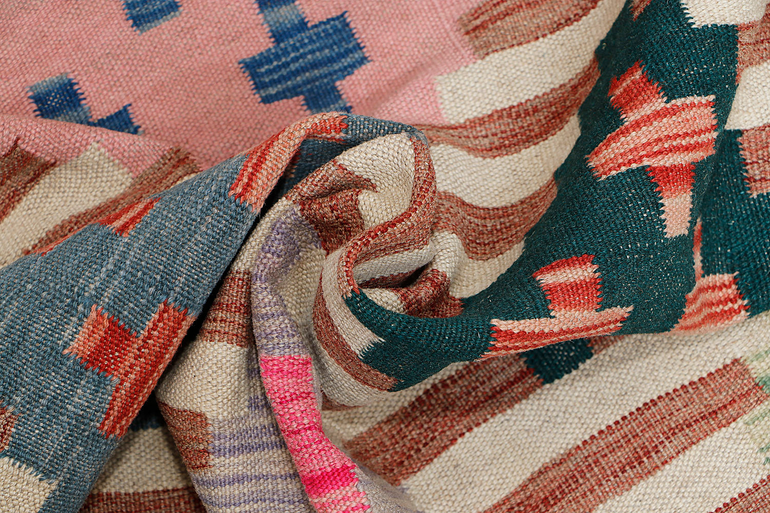 Handmade Veggie Dye Kilim Rug