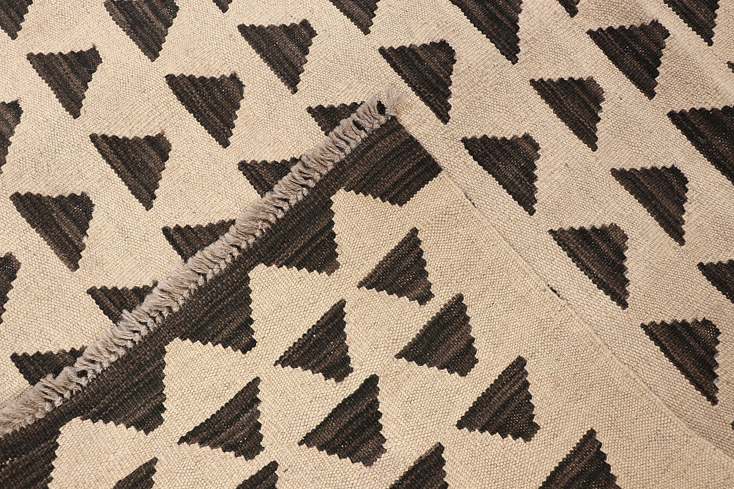 VEGGIE DYE KILIMS