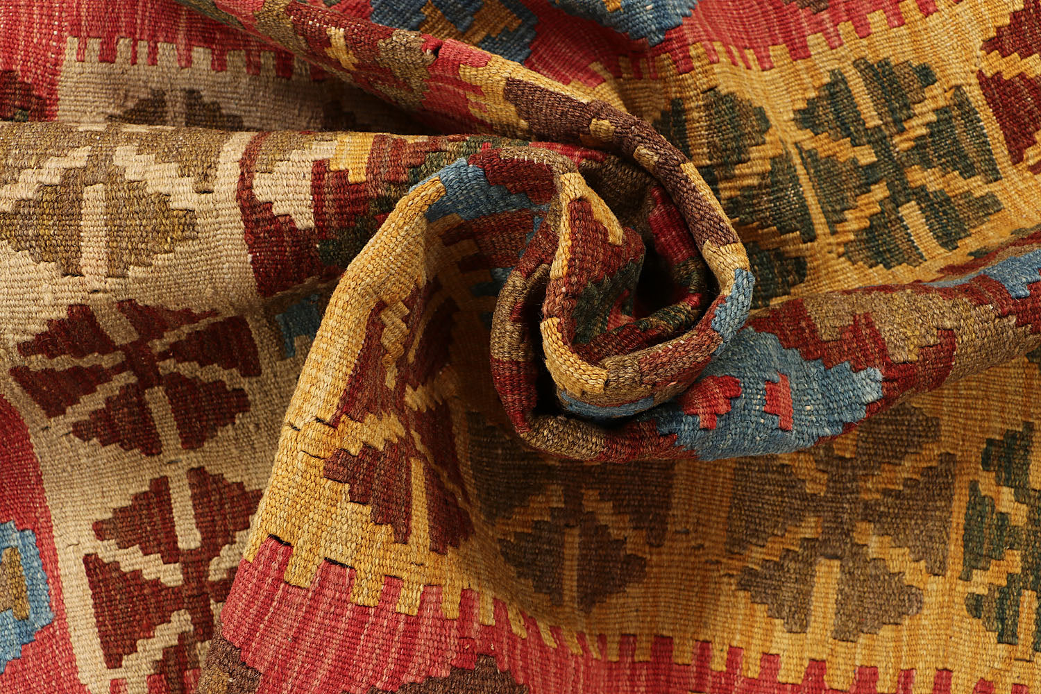 VEGGIE DYE KILIMS