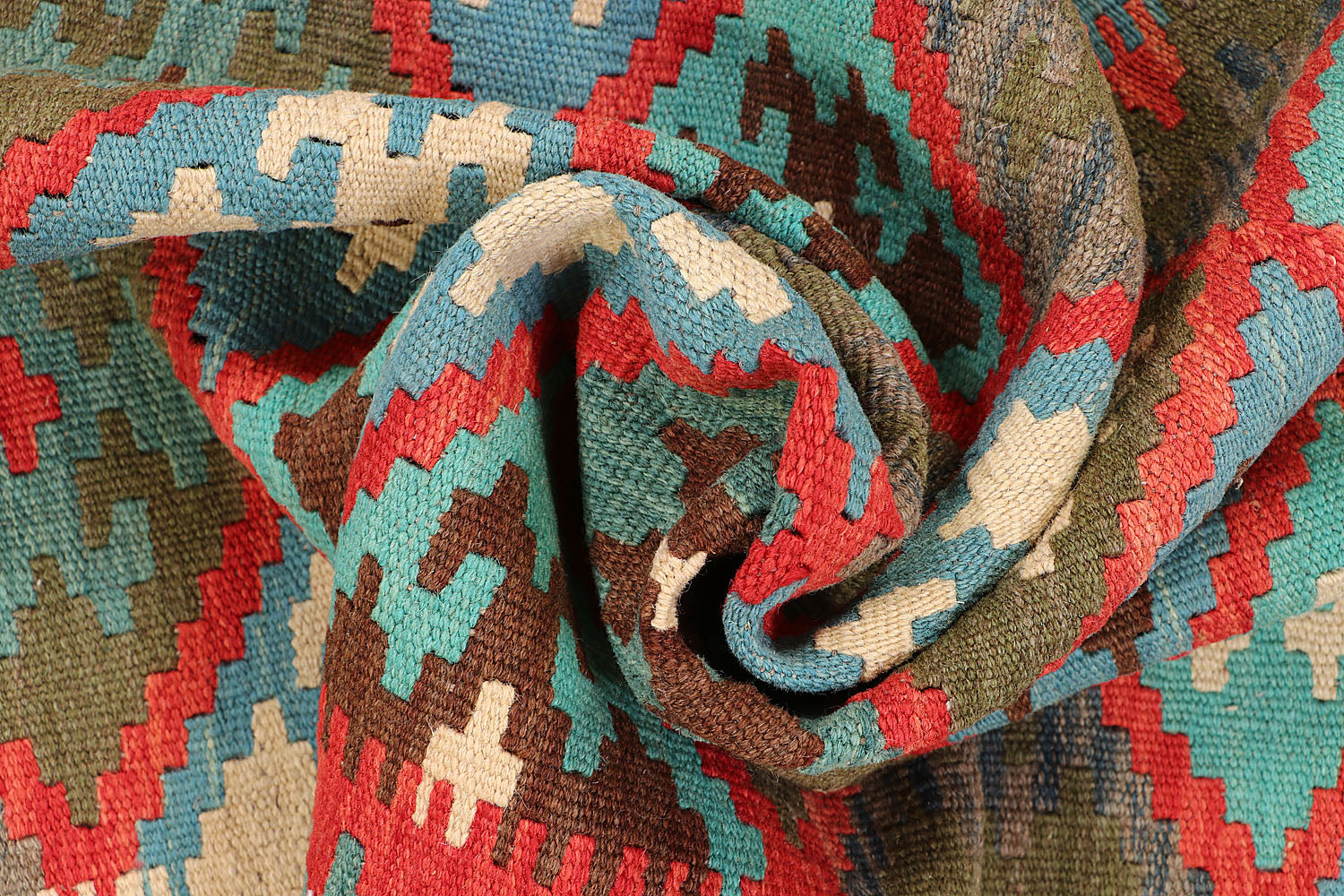 VEGGIE DYE KILIMS