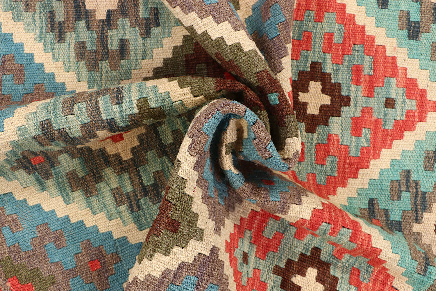 VEGGIE DYE KILIMS