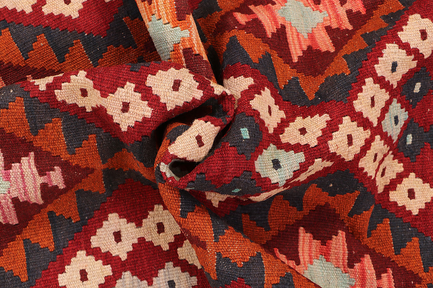 VEGGIE DYE KILIMS