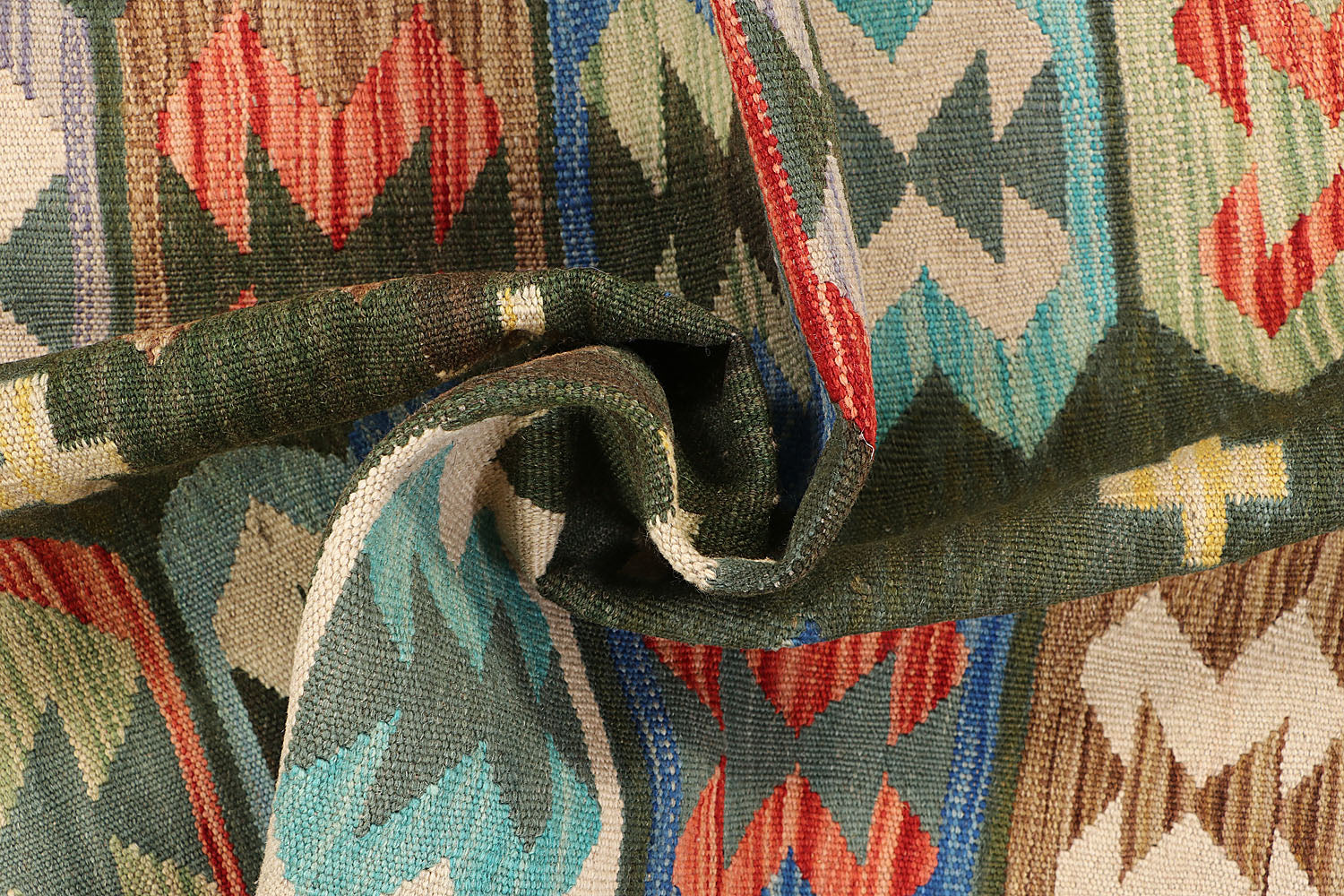 VEGGIE DYE KILIMS