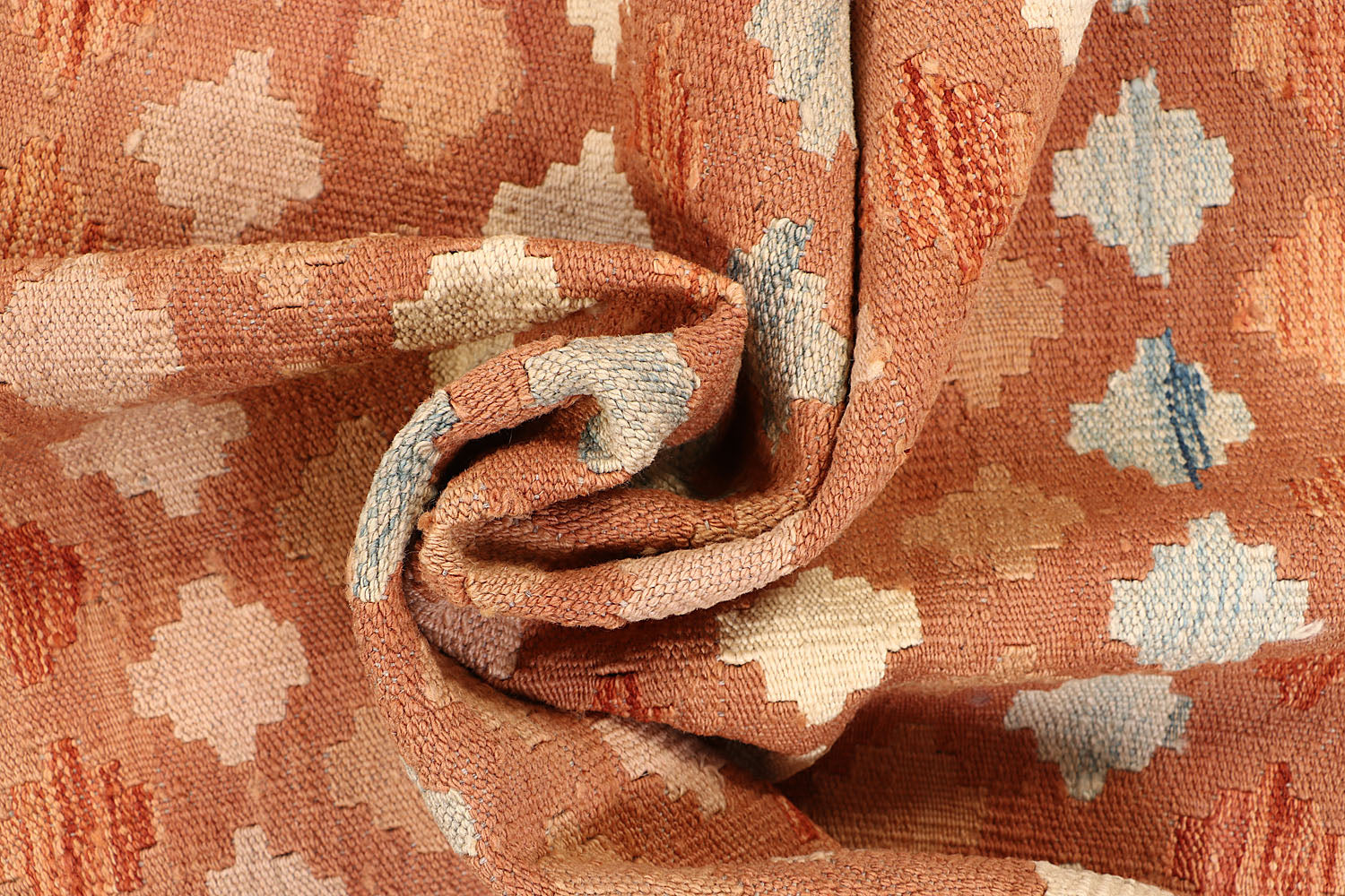 VEGGIE DYE KILIMS