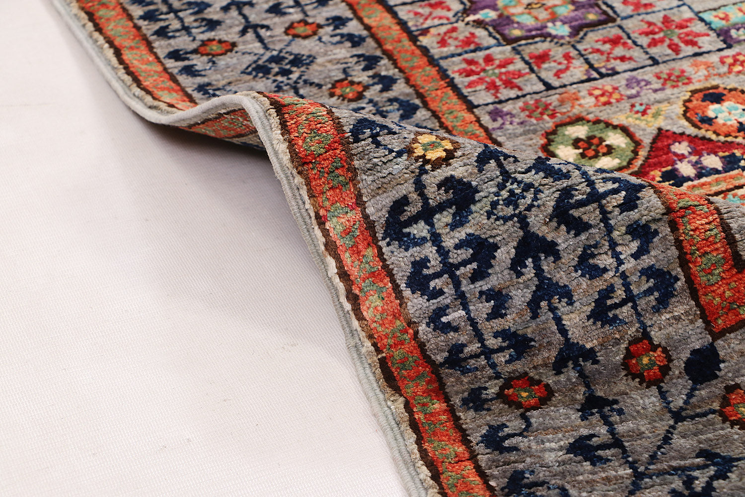 Handmade Persian Rug MAMLUK