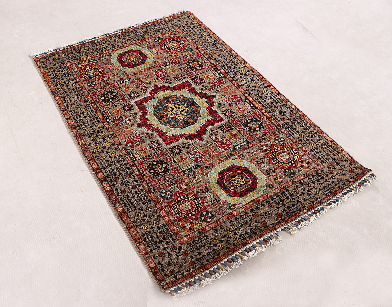 Handmade Persian Rug MAMLUK