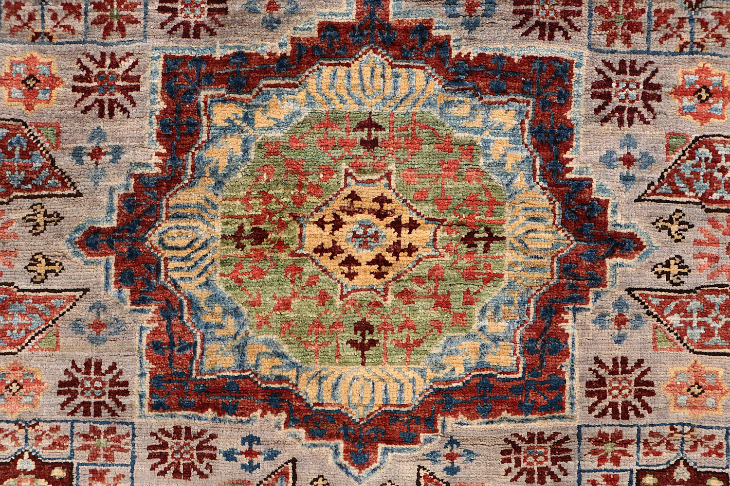 Handmade Persian Rug MAMLUK