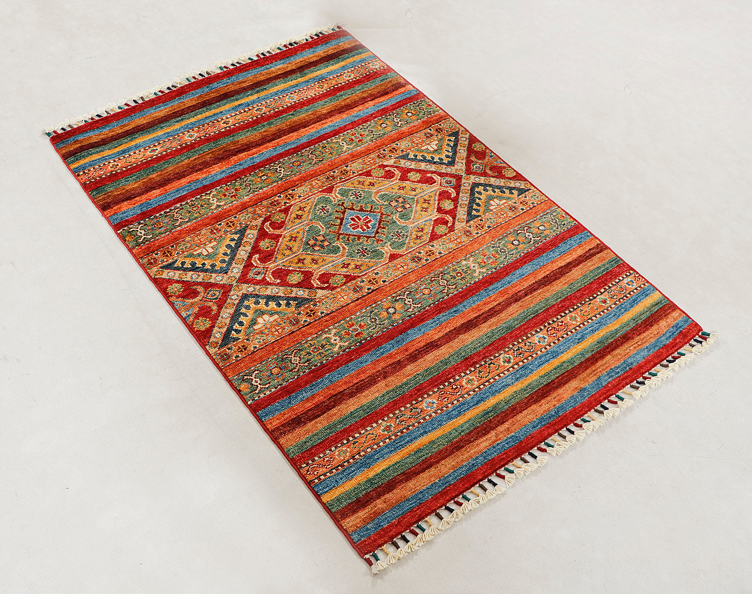 Khurjeen Persian Hand Knotted Wool Rug Multicolor 3' x 4'