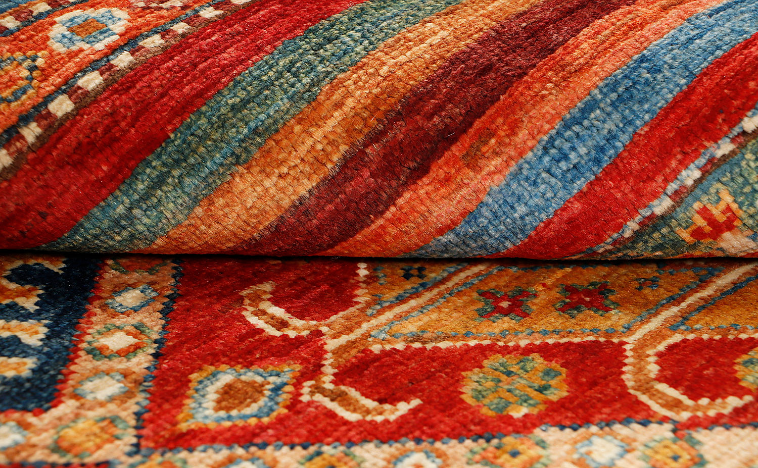 Khurjeen Persian Hand Knotted Wool Rug Multicolor 2'6" x 4'