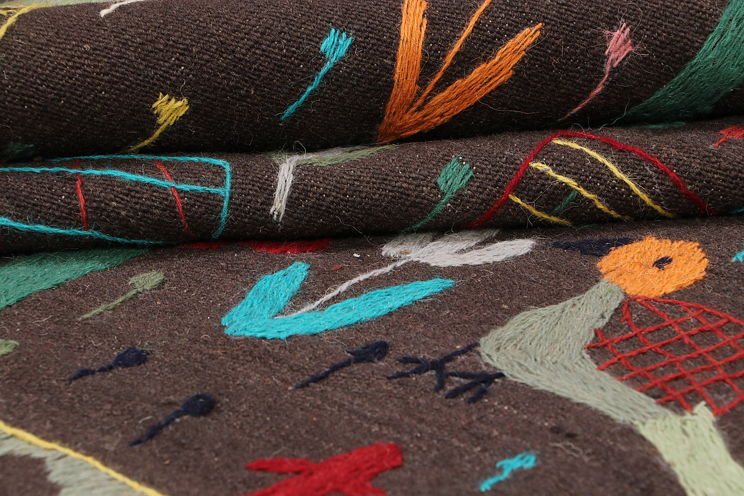 SUZANI KILIMS