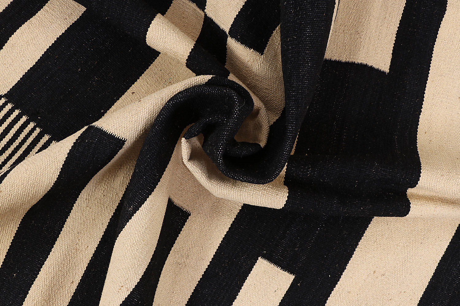 MODERN KILIMS
