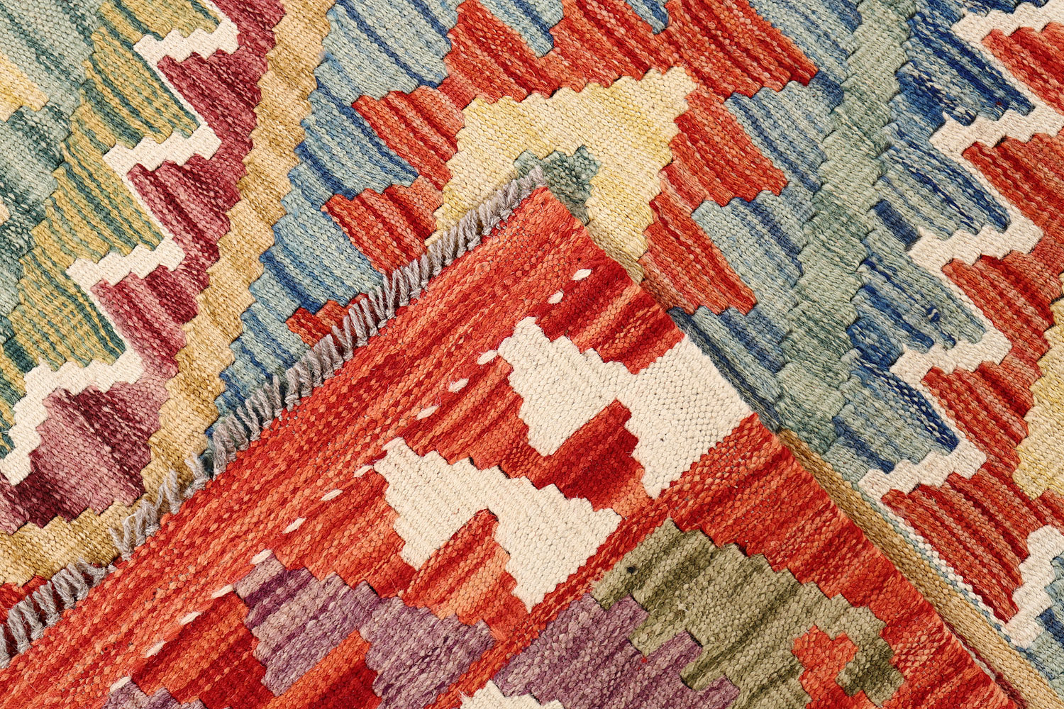 VEGGIE DYE KILIMS
