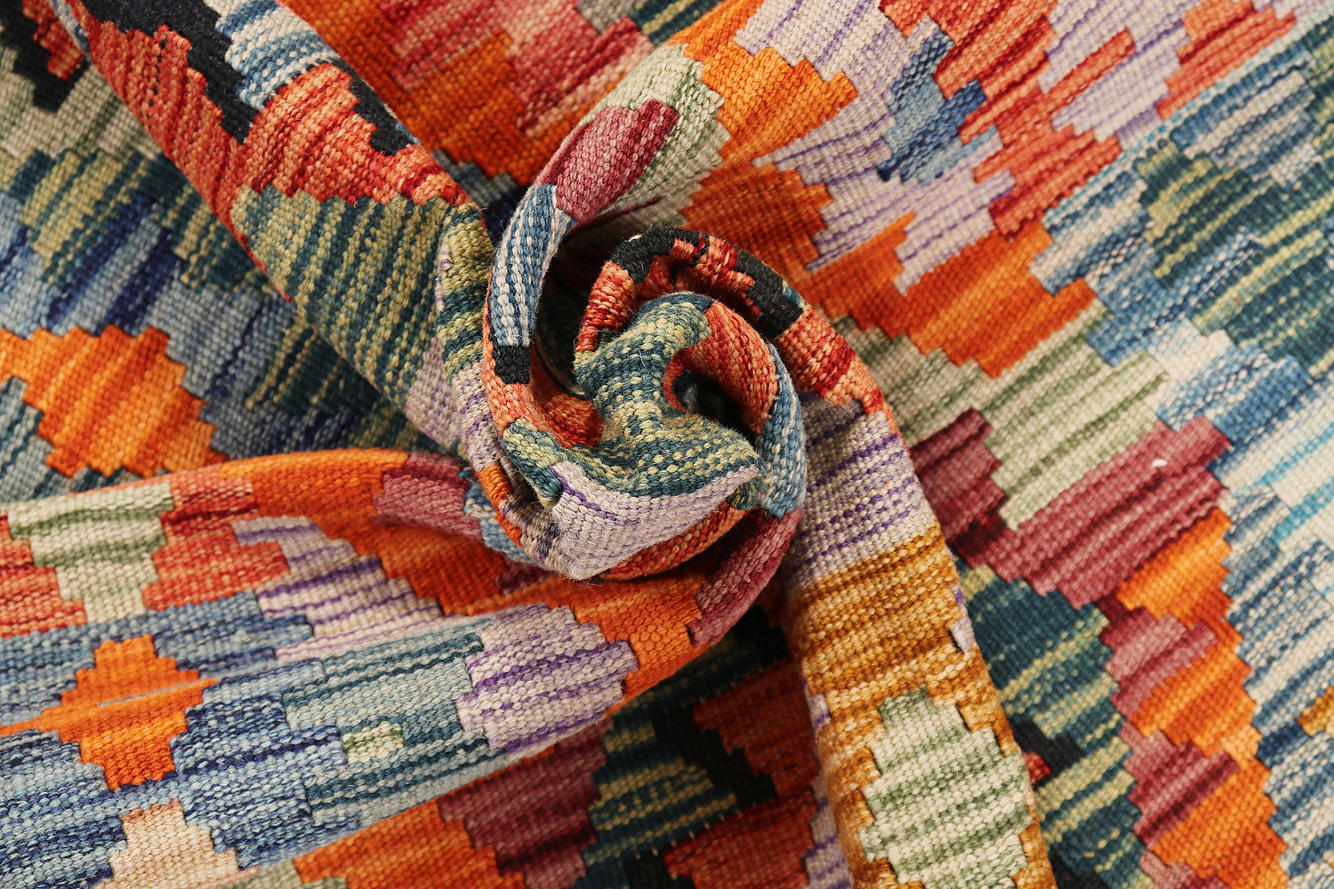 VEGGIE DYE KILIMS
