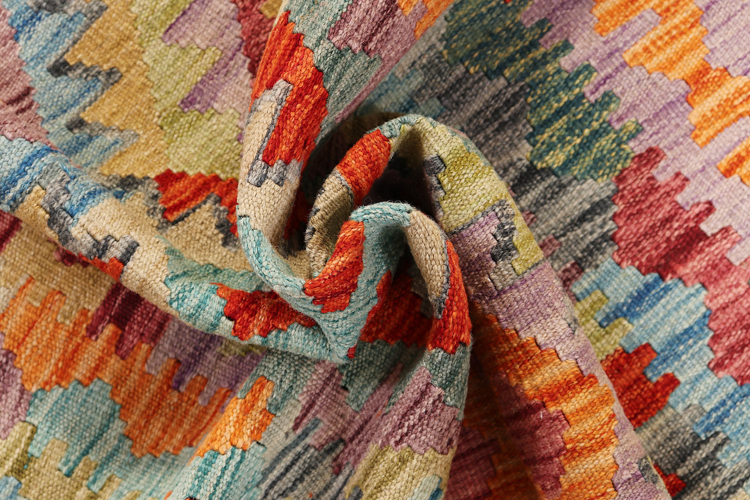 VEGGIE DYE KILIMS