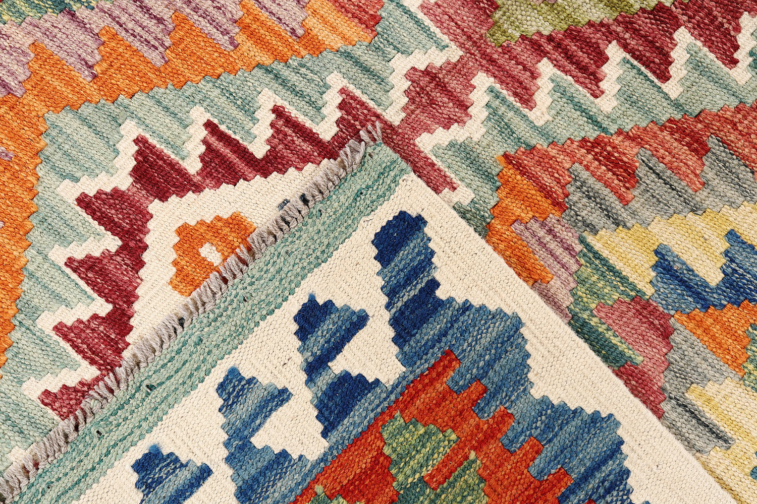 VEGGIE DYE KILIMS