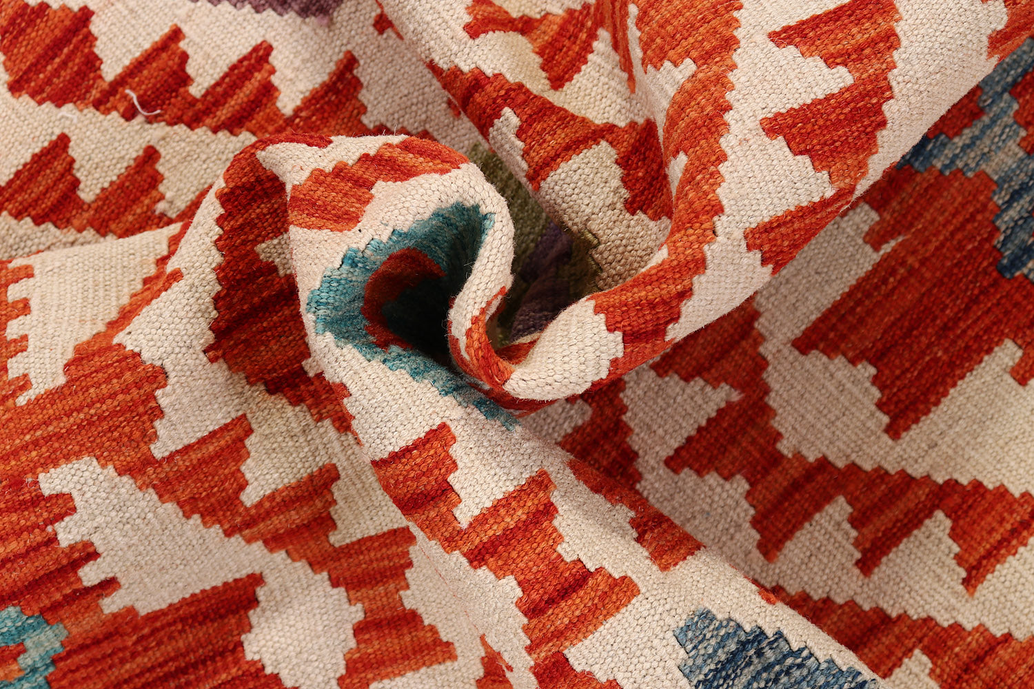 VEGGIE DYE KILIMS