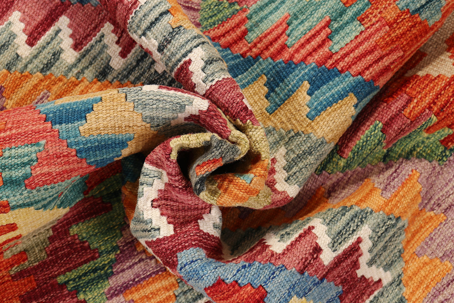 VEGGIE DYE KILIMS