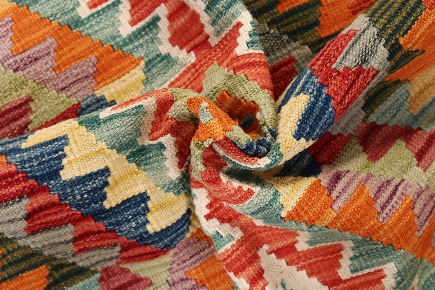 VEGGIE DYE KILIMS