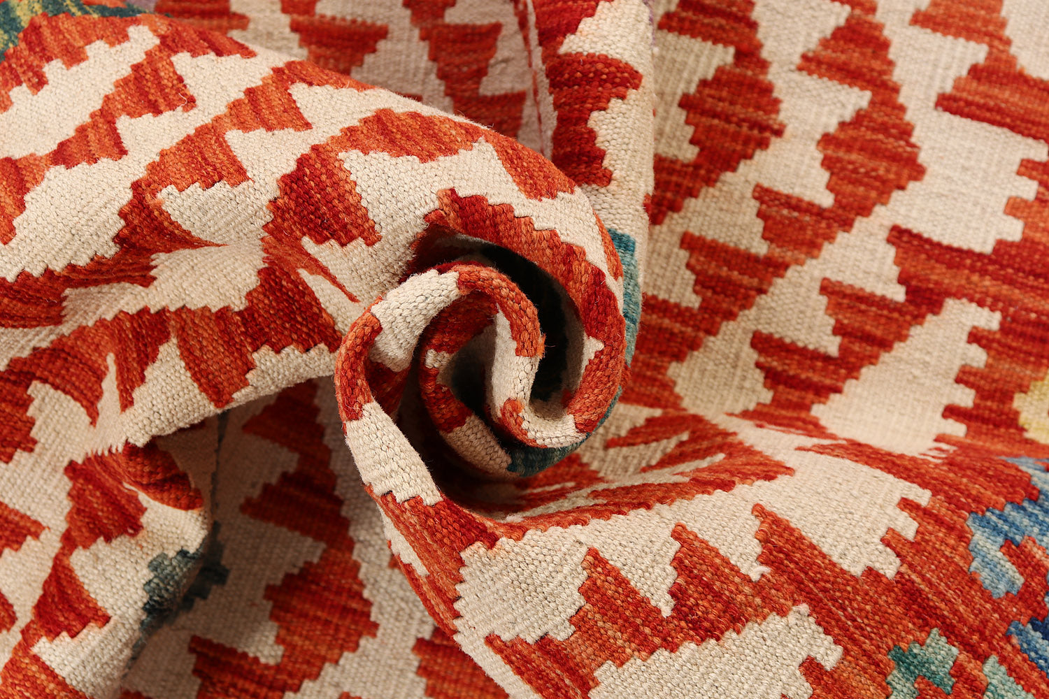 VEGGIE DYE KILIMS