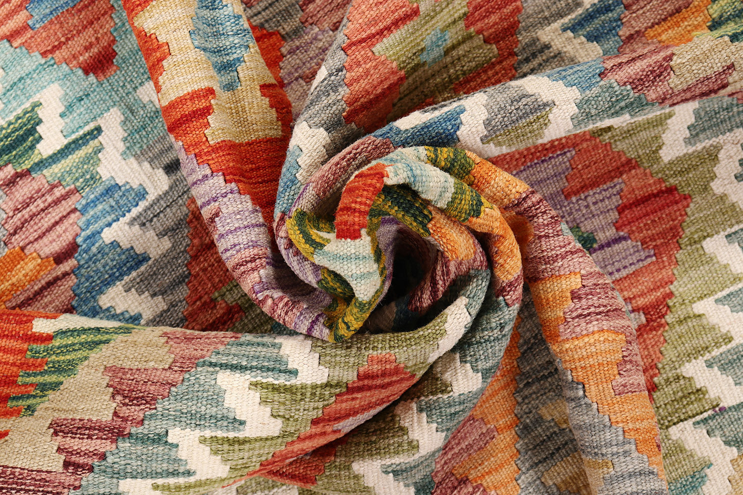 VEGGIE DYE KILIMS