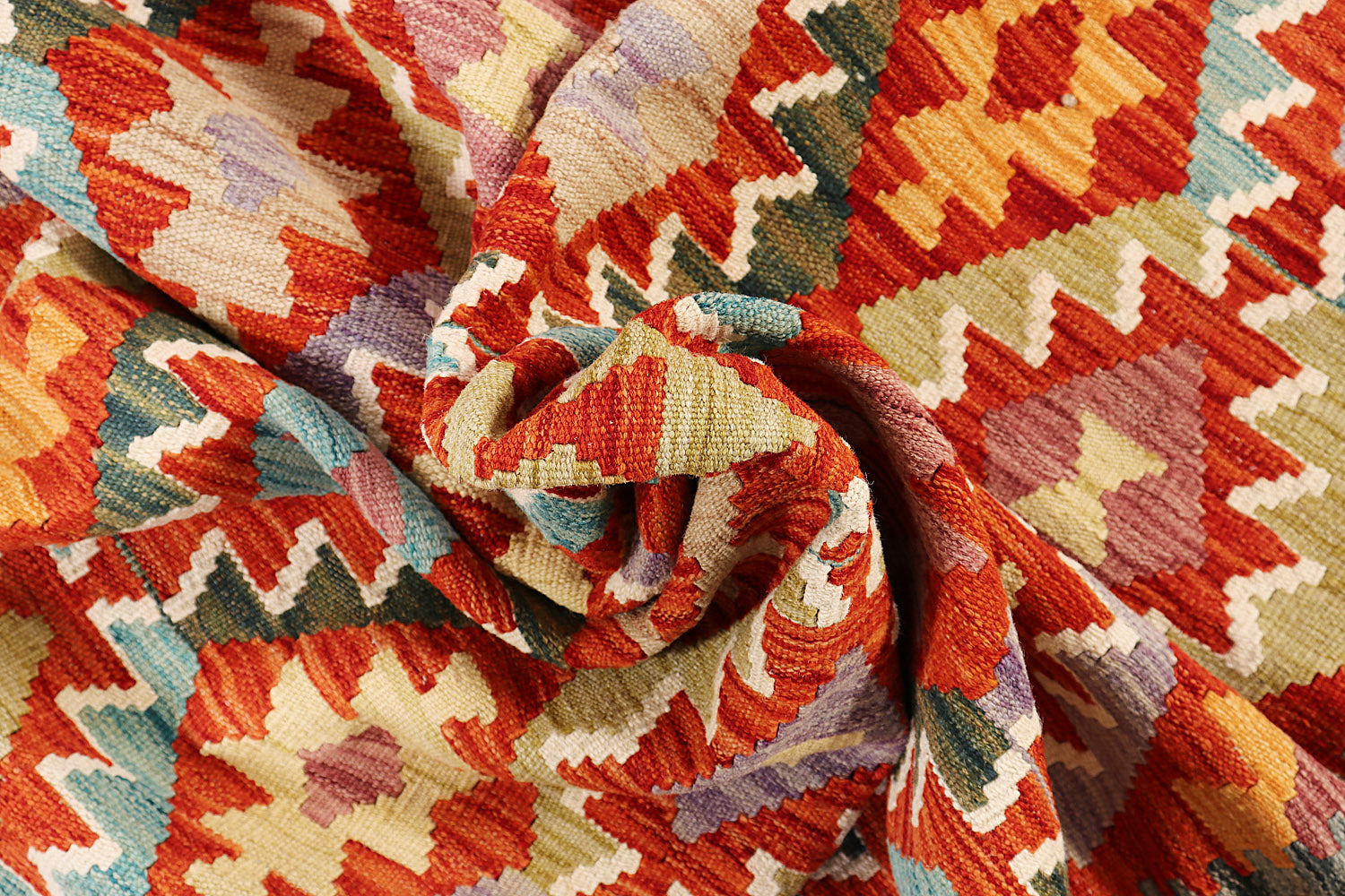VEGGIE DYE KILIMS