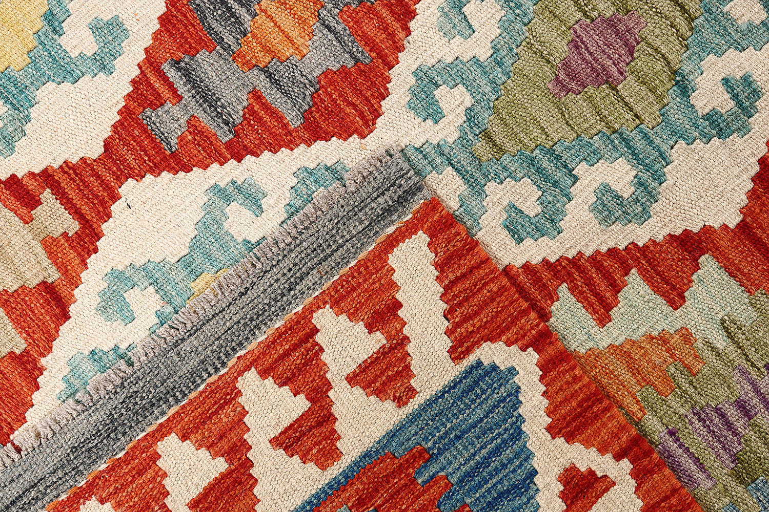 VEGGIE DYE KILIMS