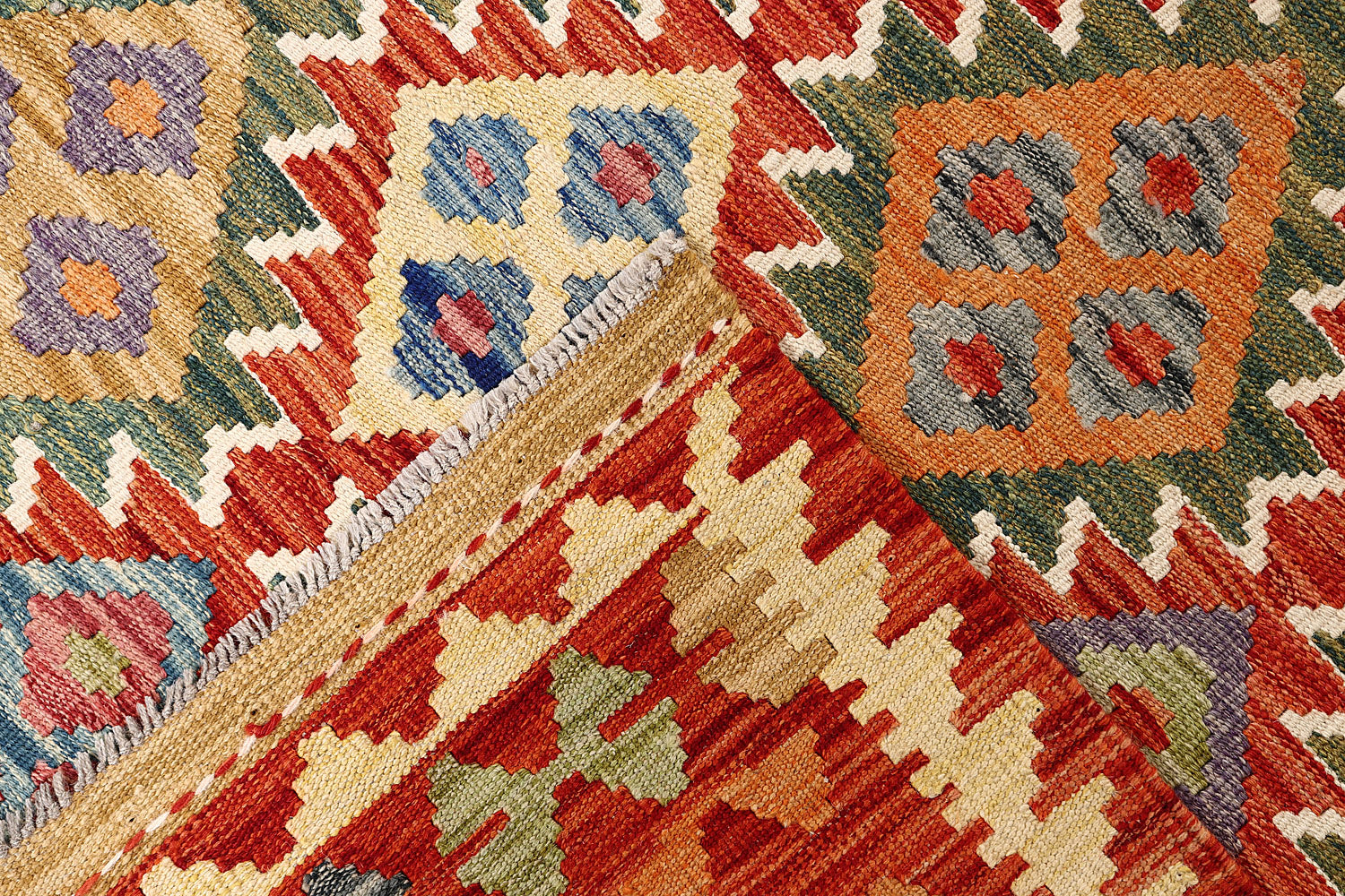 VEGGIE DYE KILIMS