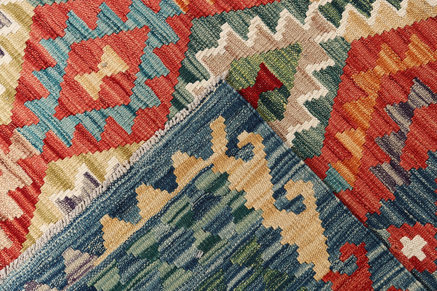 VEGGIE DYE KILIMS