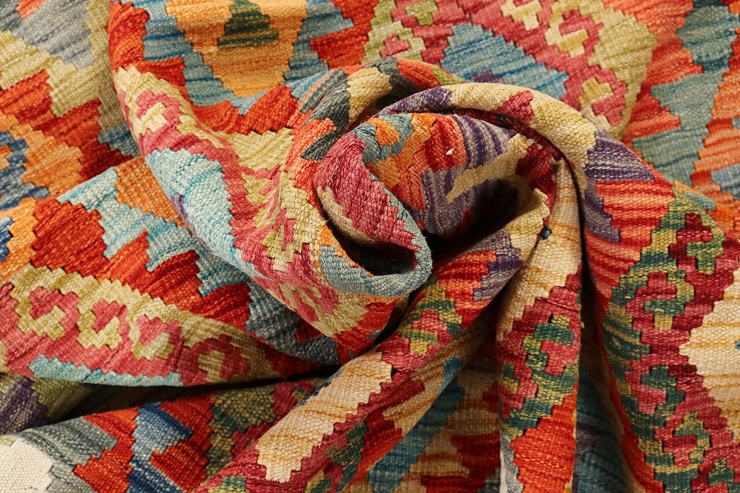 VEGGIE DYE KILIMS