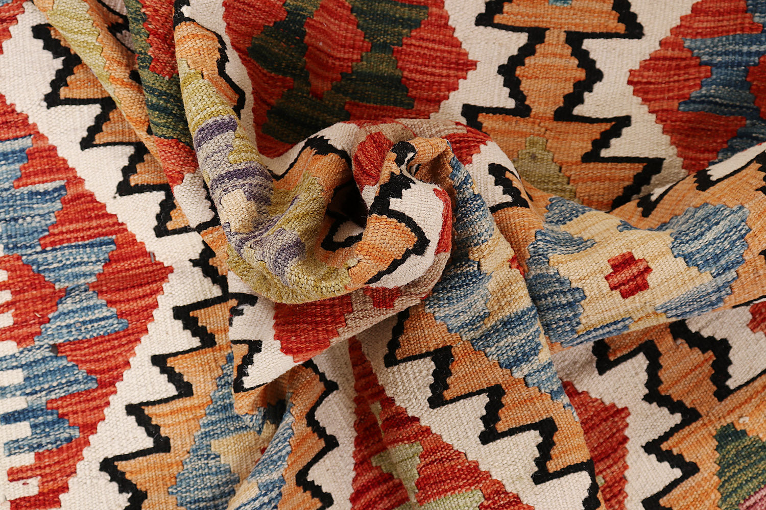 VEGGIE DYE KILIMS