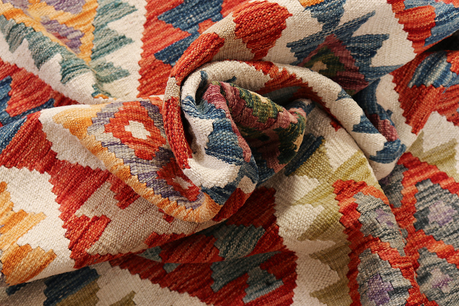 VEGGIE DYE KILIMS