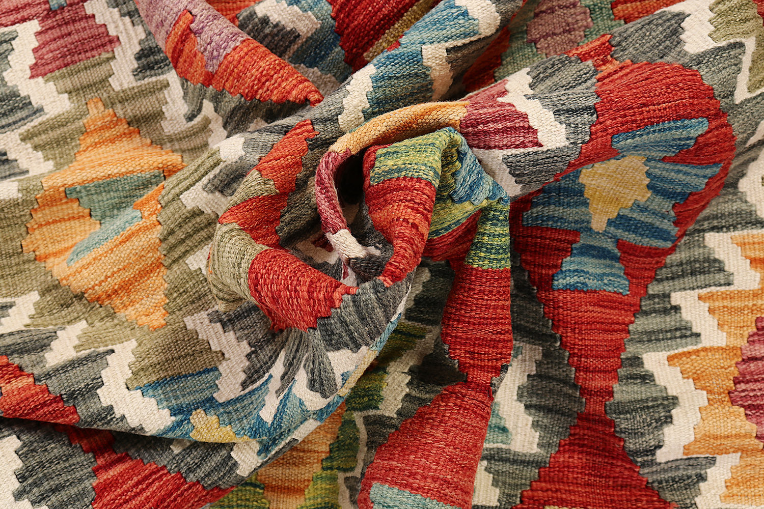 VEGGIE DYE KILIMS