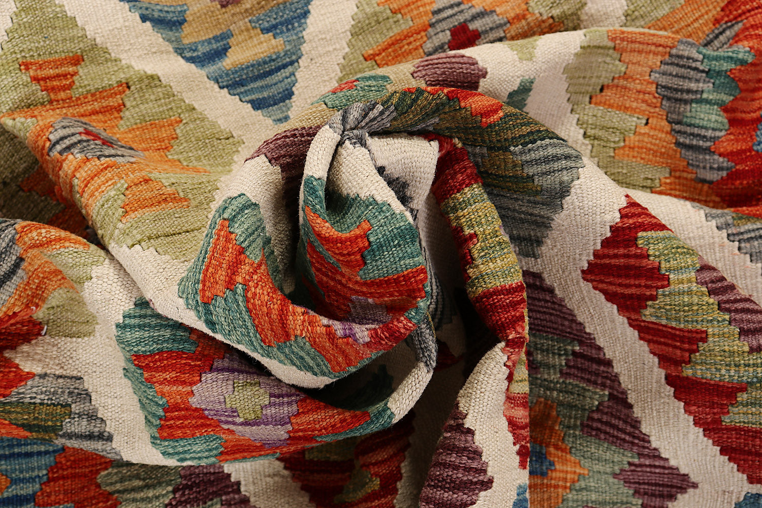 VEGGIE DYE KILIMS