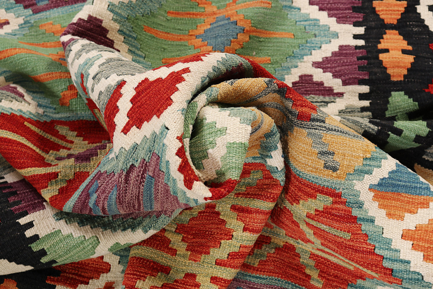 VEGGIE DYE KILIMS