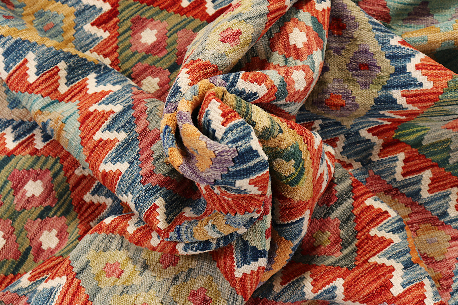 VEGGIE DYE KILIMS