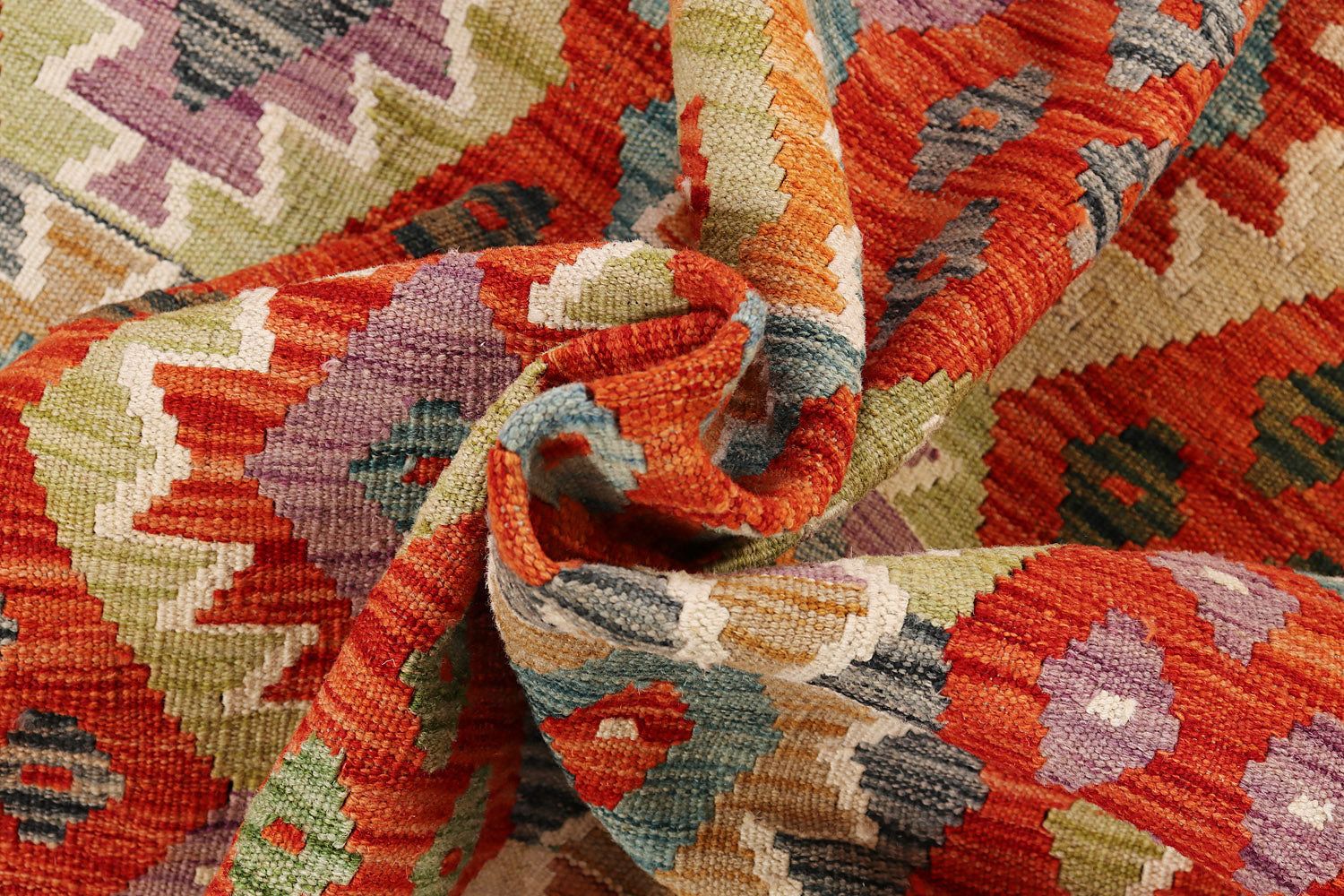 VEGGIE DYE KILIMS