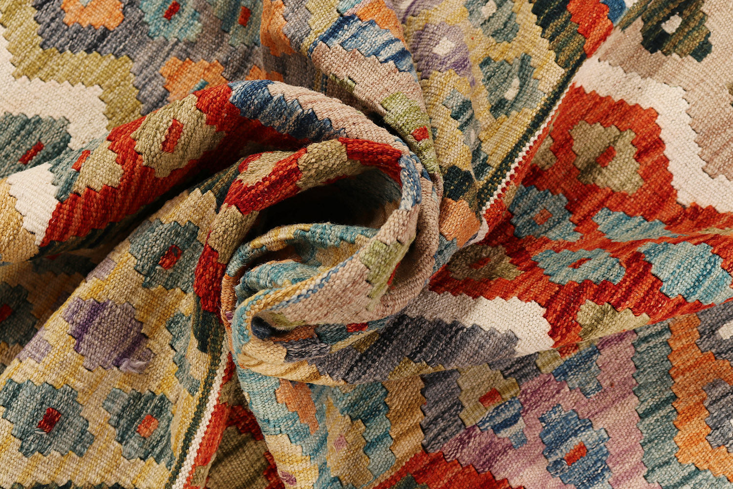 VEGGIE DYE KILIMS