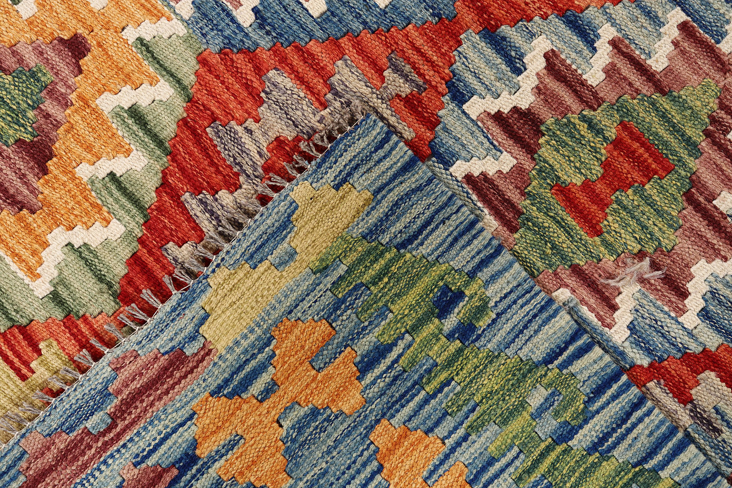 VEGGIE DYE KILIMS