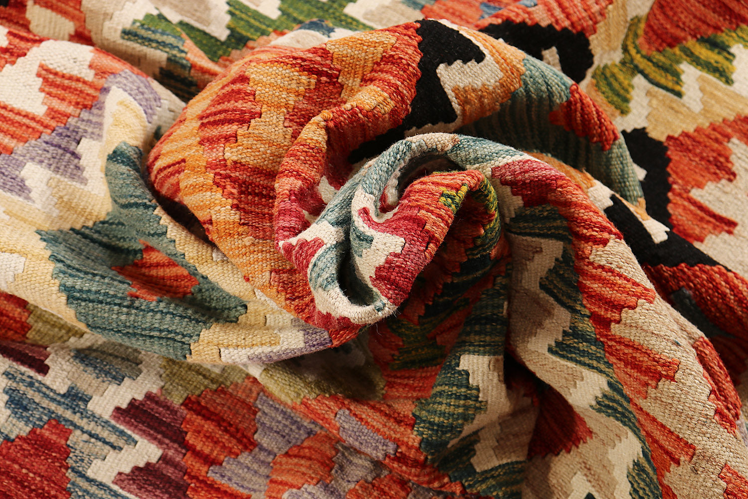 VEGGIE DYE KILIMS
